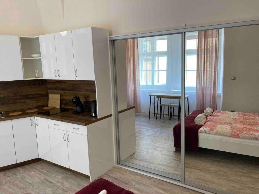 Studio In Gothic House, 50M To The Old Town Square Prag Eksteriør billede